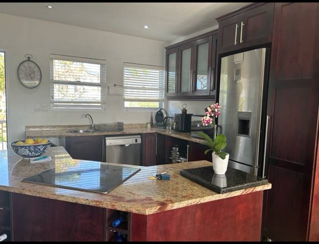 2 BEDROOM APARTMENT FOR SALE IN LA LUCIA